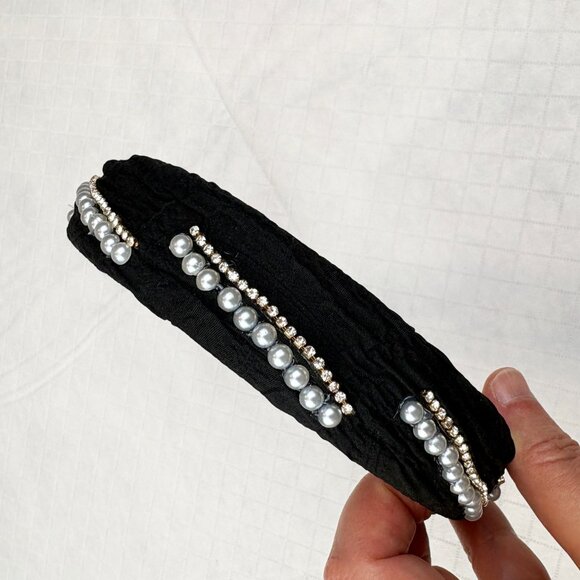 Stylish rhinestones and pearls Black Headband. New without tags - Picture 5 of 14